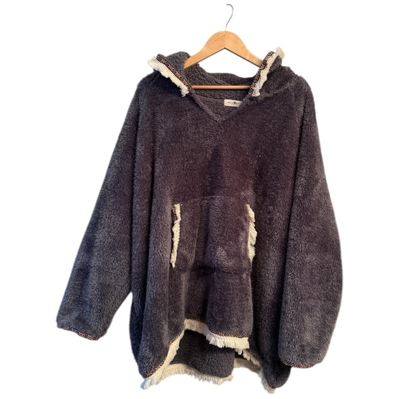 Natural Life Oversized Charcoal Blanket Hoodie- One Size - Picture 4 of 10